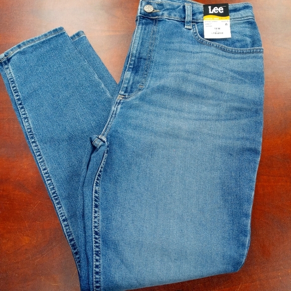 Lee Denim - 🎉HPx7🎉 Lee Heritage Jeans